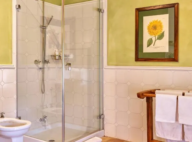 Il Castello Di Tassara