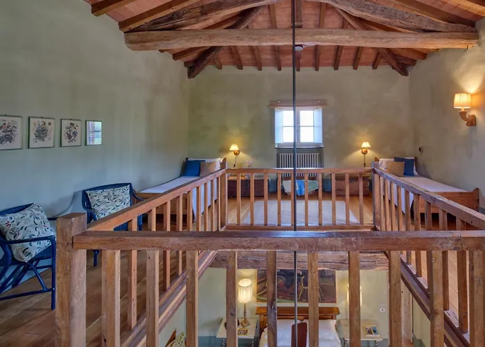 Il Castello Di فندق مبيت وإفطار Tassara