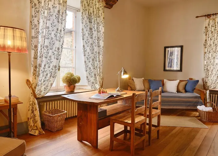 Il Castello Di فندق مبيت وإفطار Tassara