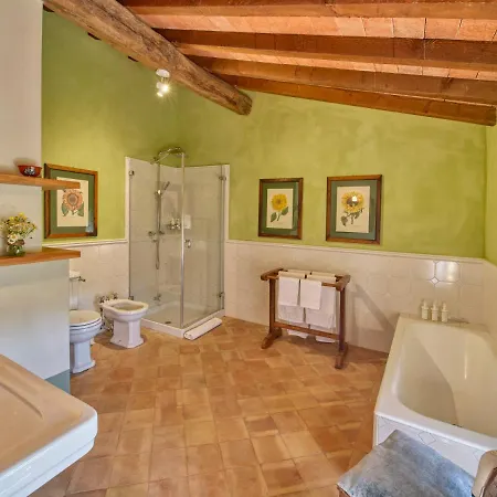 Bed & Breakfast Il Castello Di Tassara