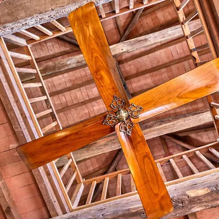 Il Castello Di Bed & Breakfast 4*