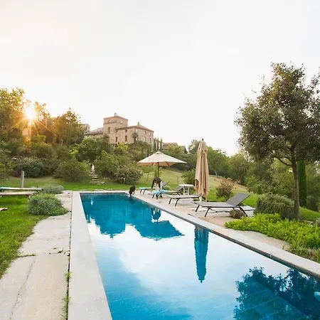 Il Castello Di Panzió Tassara