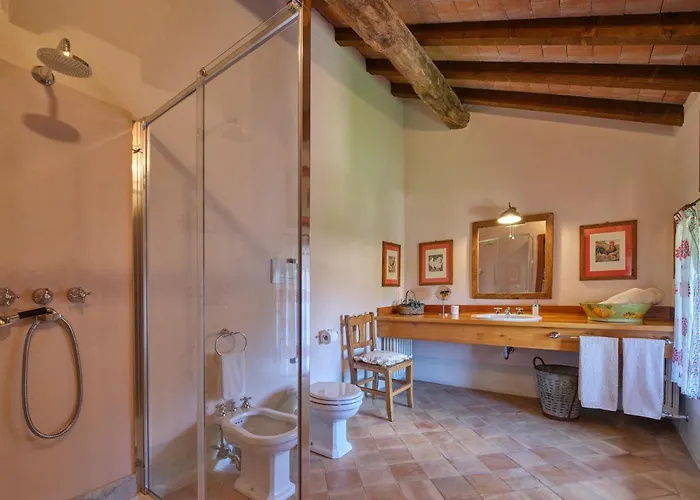 Oda ve Kahvaltı Il Castello Di 4*