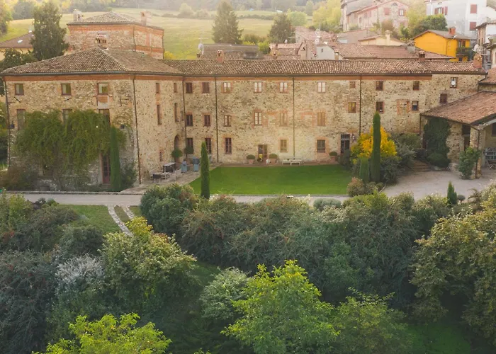 Il Castello Di 4* Tassara